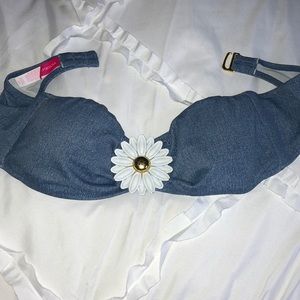 Strapless daisy bikini top